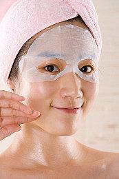 《明末：渊虚之羽》新视频和截图 女主打怪太帅气